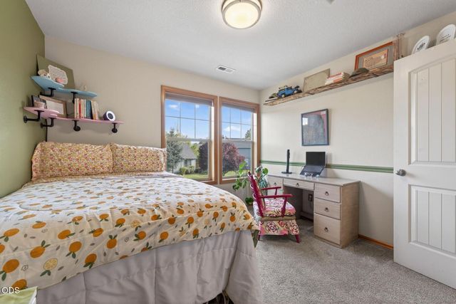 20696 Barton Crossing Way, Bend, OR 97701