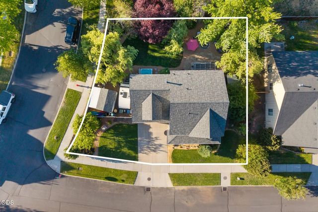 20696 Barton Crossing Way, Bend, OR 97701