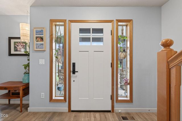 20696 Barton Crossing Way, Bend, OR 97701