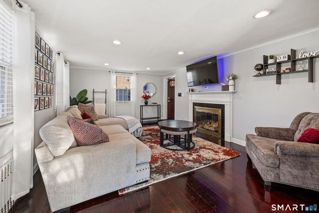 28 Woodmere Road, West Hartford, CT 06119