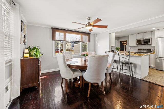 28 Woodmere Road, West Hartford, CT 06119