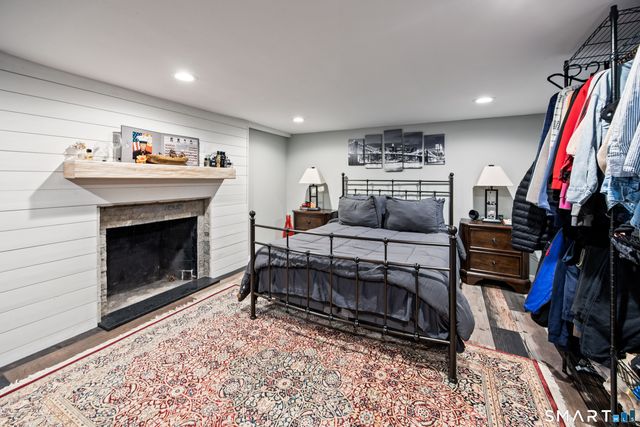 28 Woodmere Road, West Hartford, CT 06119