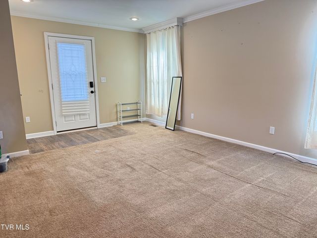 2210 Carter Street, Big Stone Gap, VA 24219