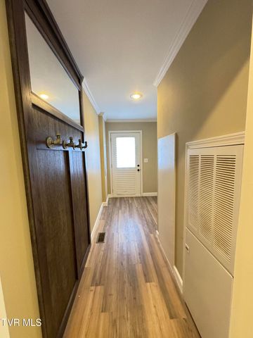 2210 Carter Street, Big Stone Gap, VA 24219