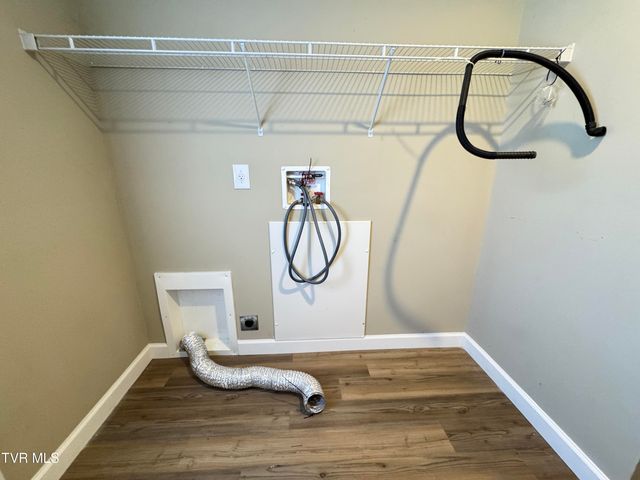 2210 Carter Street, Big Stone Gap, VA 24219