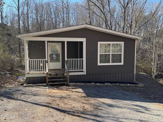 2210 Carter Street, Big Stone Gap, VA 24219