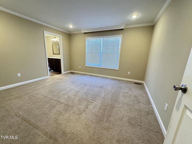 2210 Carter Street, Big Stone Gap, VA 24219