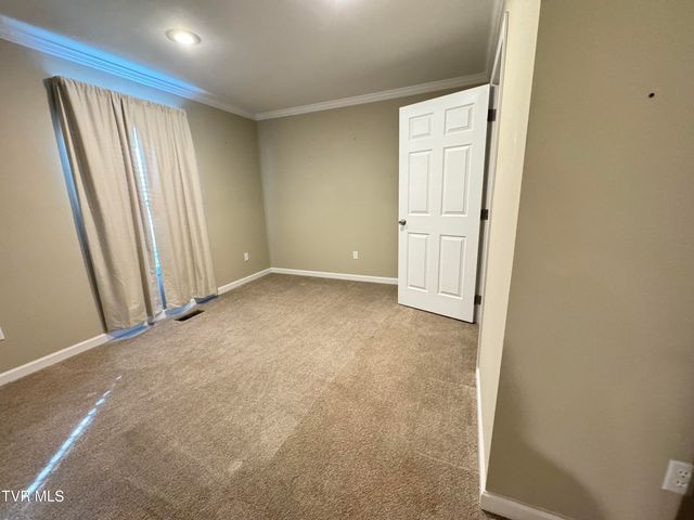 2210 Carter Street, Big Stone Gap, VA 24219