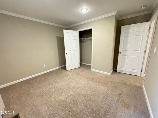 2210 Carter Street, Big Stone Gap, VA 24219