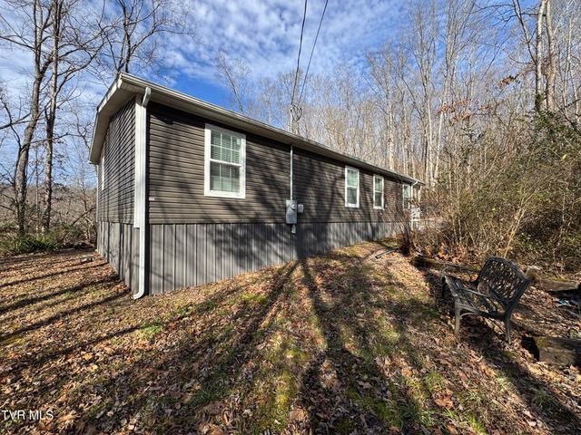 2210 Carter Street, Big Stone Gap, VA 24219
