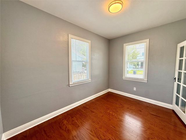 2323 W NORTH B STREET, Tampa, FL 33609