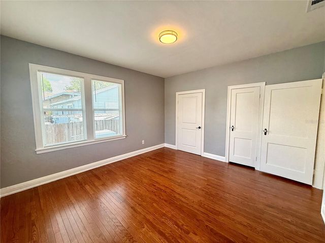 2323 W NORTH B STREET, Tampa, FL 33609