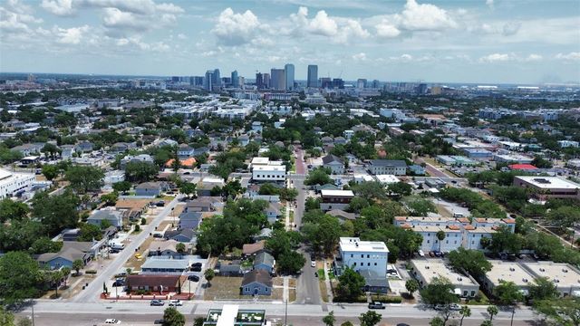 2323 W NORTH B STREET, Tampa, FL 33609