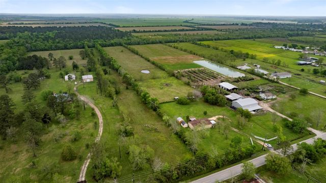 1001 E Stroker Road, Crosby, TX 77532