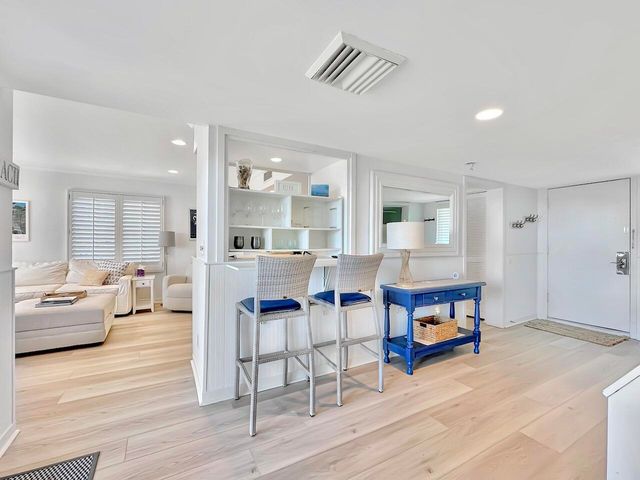 8500 Palmetto Drive 201 H, Isle Of Palms, SC 29451