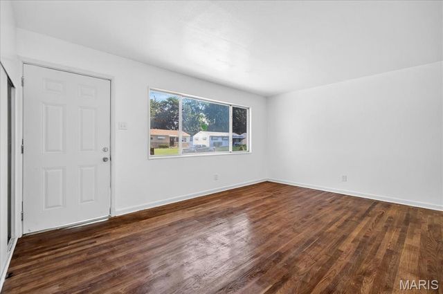 1050 Ozment Drive, Florissant, MO 63033