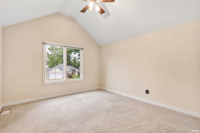 9622 Stowaway Cove, Fort Wayne, IN 46835