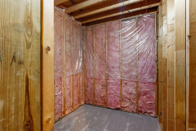 9622 Stowaway Cove, Fort Wayne, IN 46835