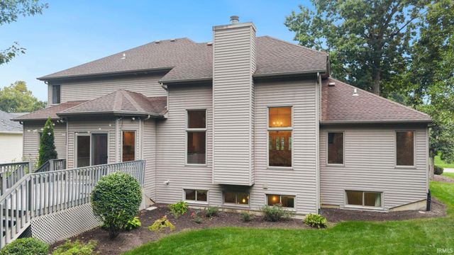 9622 Stowaway Cove, Fort Wayne, IN 46835
