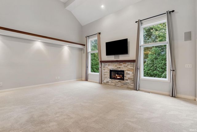 9622 Stowaway Cove, Fort Wayne, IN 46835