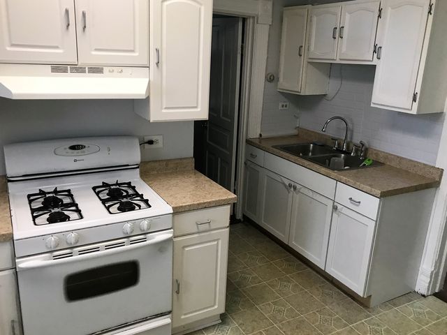 1012 S Oakley Boulevard 1, Chicago, IL 60612