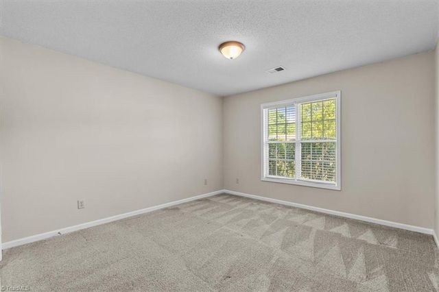 4426 Deacon Court, High Point, NC 27265