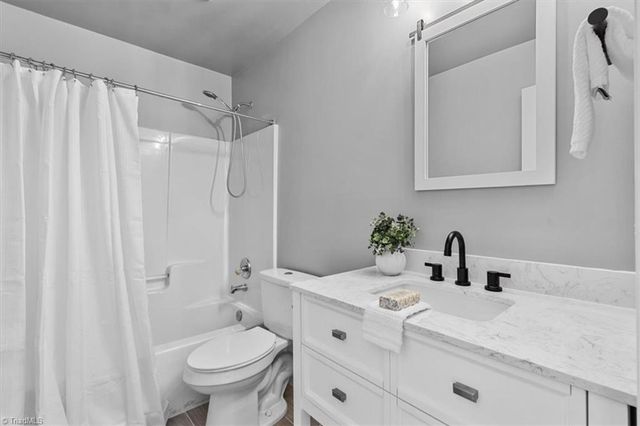 4426 Deacon Court, High Point, NC 27265