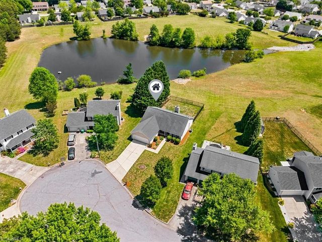 4426 Deacon Court, High Point, NC 27265