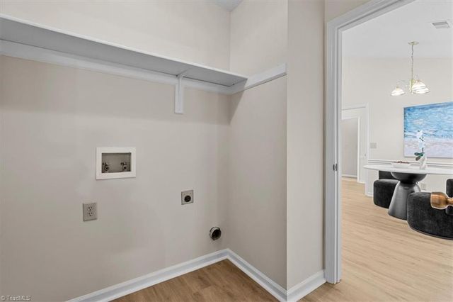 4426 Deacon Court, High Point, NC 27265