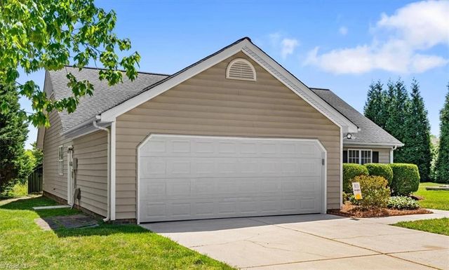 4426 Deacon Court, High Point, NC 27265
