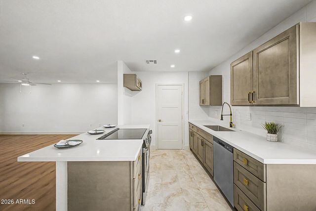19003 N 134TH Drive, Sun City West, AZ 85375