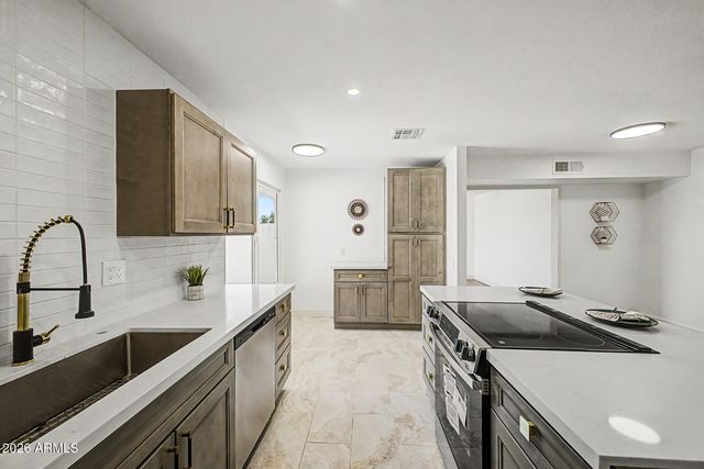 19003 N 134TH Drive, Sun City West, AZ 85375