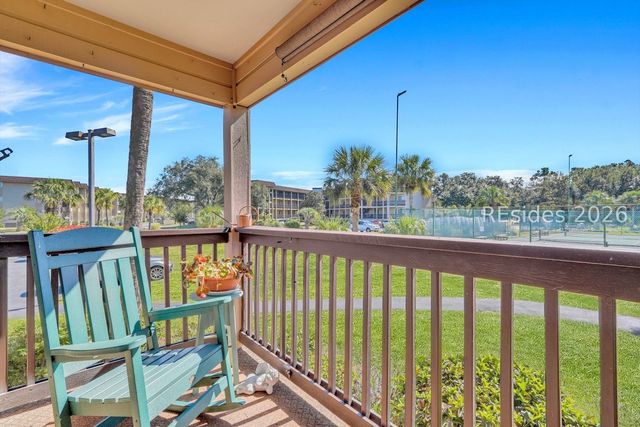 40 Folly Field Rd Apt E1, Hilton Head Island, SC 29928