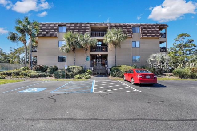 40 Folly Field Rd Apt E1, Hilton Head Island, SC 29928