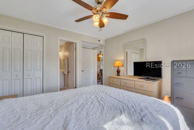 40 Folly Field Rd Apt E1, Hilton Head Island, SC 29928