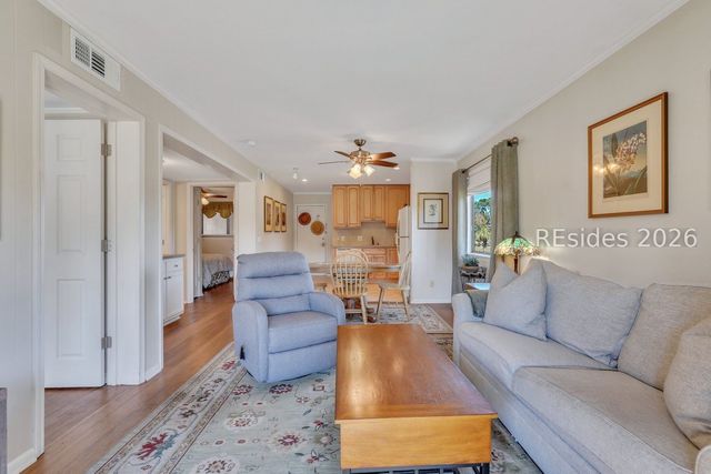 40 Folly Field Rd Apt E1, Hilton Head Island, SC 29928