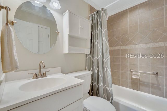 40 Folly Field Rd Apt E1, Hilton Head Island, SC 29928