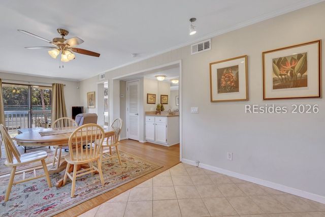 40 Folly Field Rd Apt E1, Hilton Head Island, SC 29928