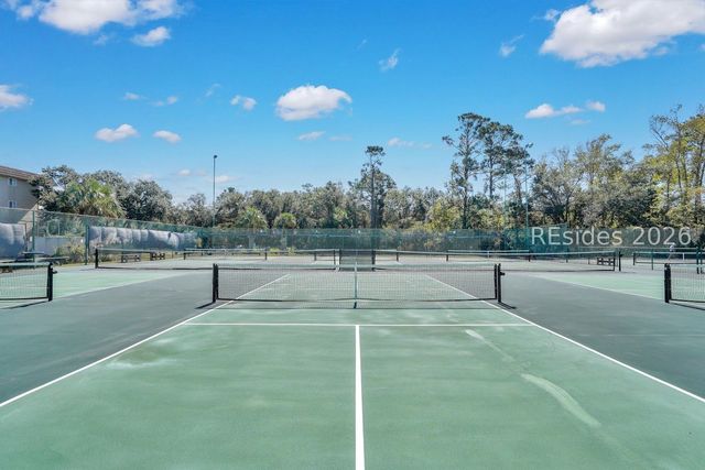 40 Folly Field Rd Apt E1, Hilton Head Island, SC 29928
