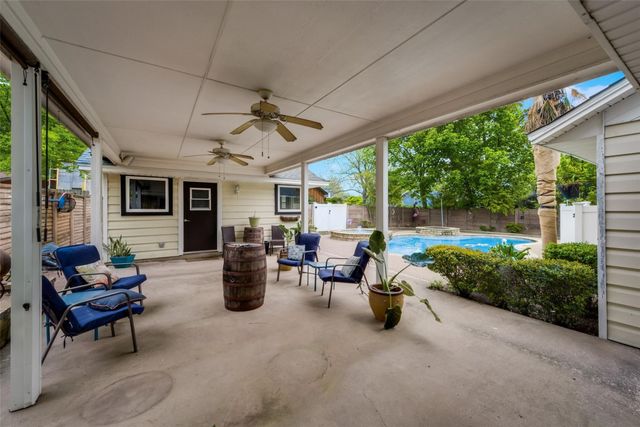 614 W 4th Street, Justin, TX 76247