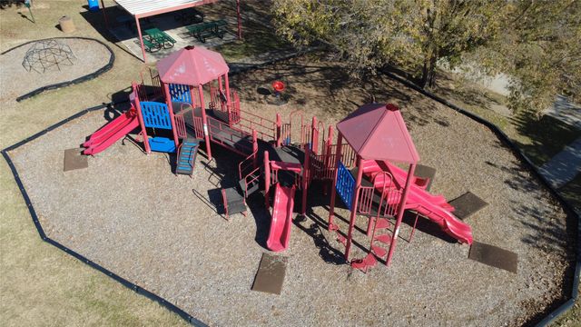 614 W 4th Street, Justin, TX 76247