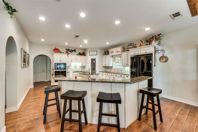 614 W 4th Street, Justin, TX 76247