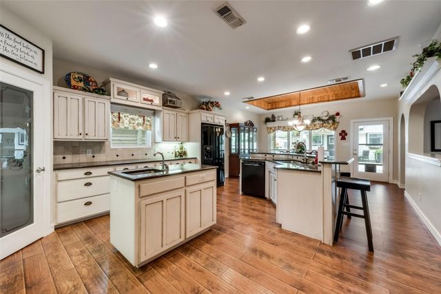 614 W 4th Street, Justin, TX 76247