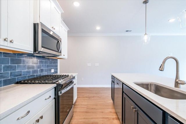 242 Admor Lane, Acworth, GA 30102