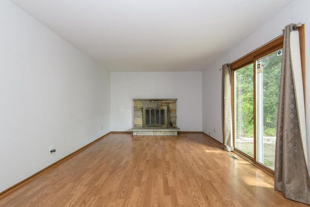 8954 N Silver Brook LANE, Brown Deer, WI 53223