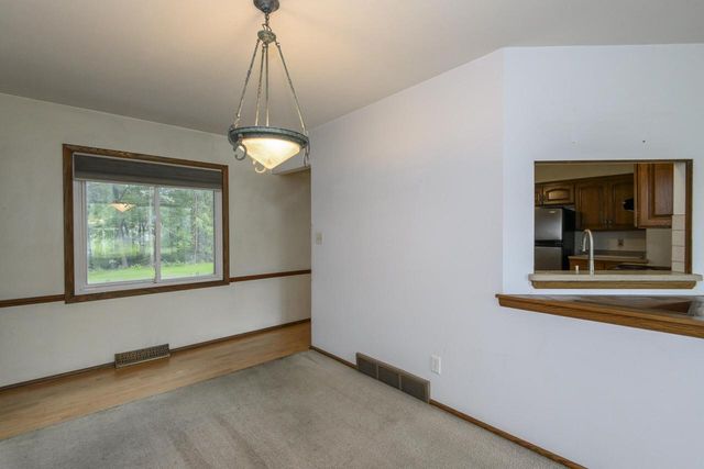 8954 N Silver Brook LANE, Brown Deer, WI 53223