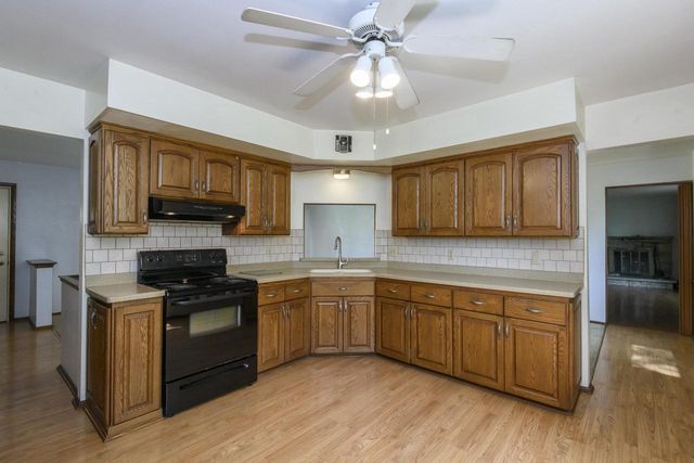 8954 N Silver Brook LANE, Brown Deer, WI 53223