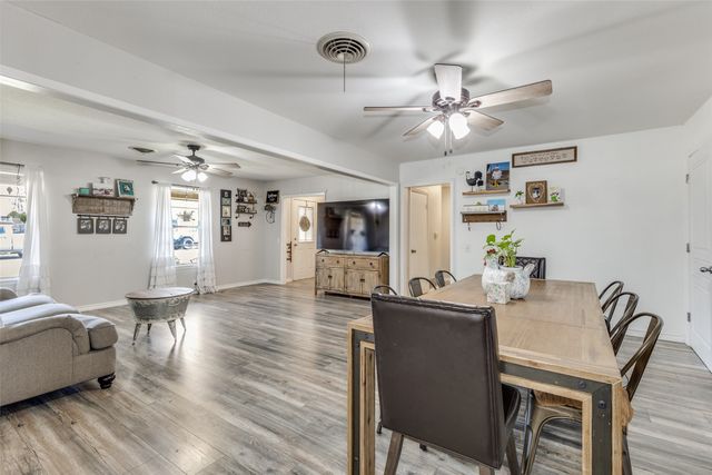 1304 S Hatcher Street, Decatur, TX 76234