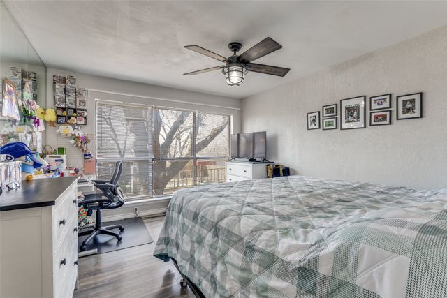 1304 S Hatcher Street, Decatur, TX 76234