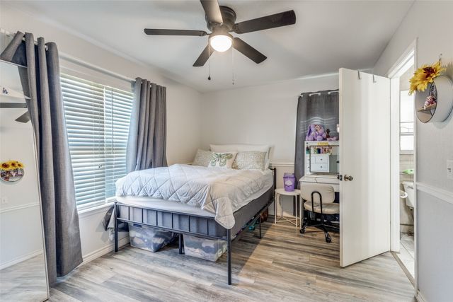 1304 S Hatcher Street, Decatur, TX 76234